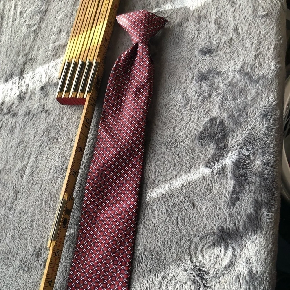 𝅺CHILDREN Silk‎ tie red snap on
